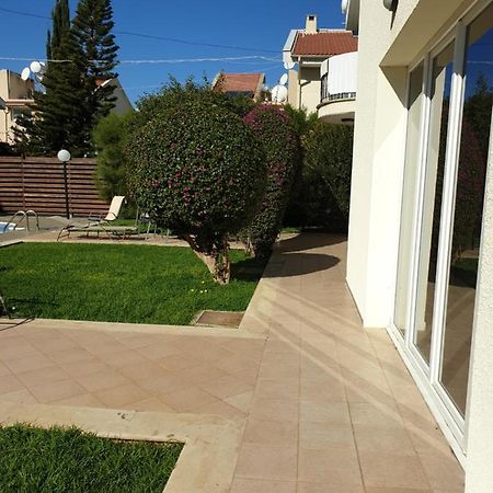 Villaviktoria Limassol Luaran gambar
