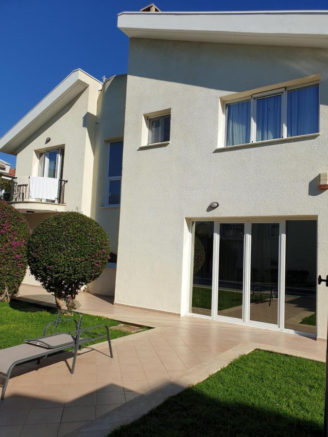 Villaviktoria Limassol Luaran gambar