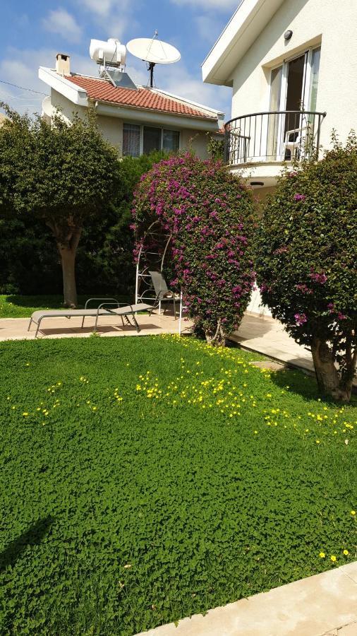 Villaviktoria Limassol Luaran gambar