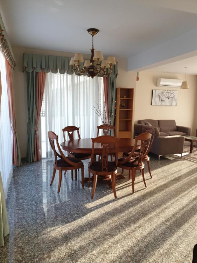 Villaviktoria Limassol Luaran gambar